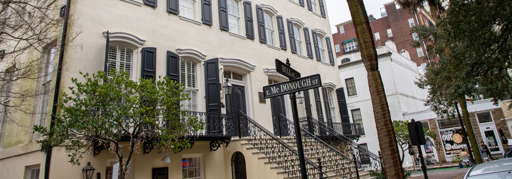 Mcdonough st savannah apartment